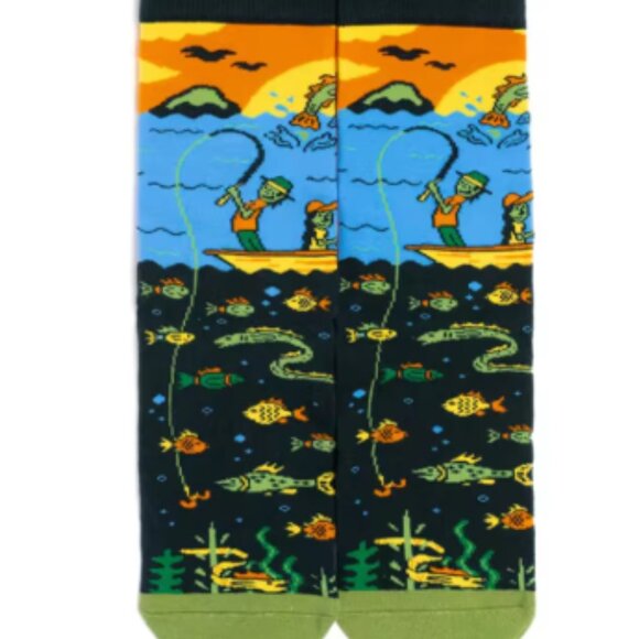 Adult Punny Humor Fishing Socks Mens Sock Size 8-11 NWT - Picture 2 of 4